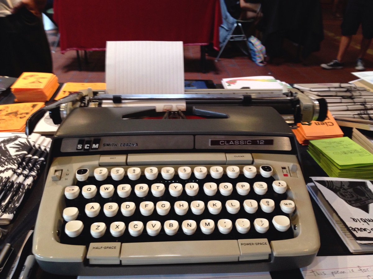 DSTLArts's tweet image. Down w/ #ArtsEd &amp;amp; #entrepreneurship? We having an #ArtsEdChat today, 5-6pm PT, w/ .@Americans4Arts &amp;amp; @jeffmpoulin!