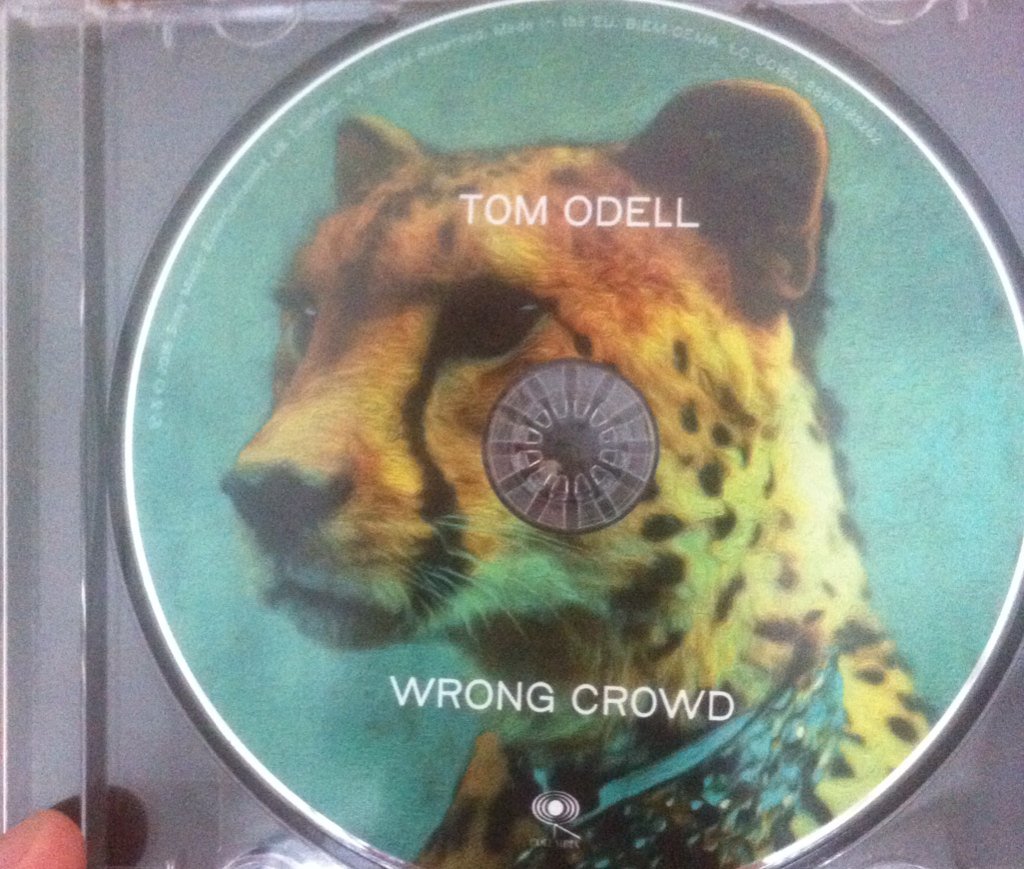rykiu's tweet photo. Madre mia el album de tom odell es la puta clave , mucho love a este album https://t.co/gX005dVrCC