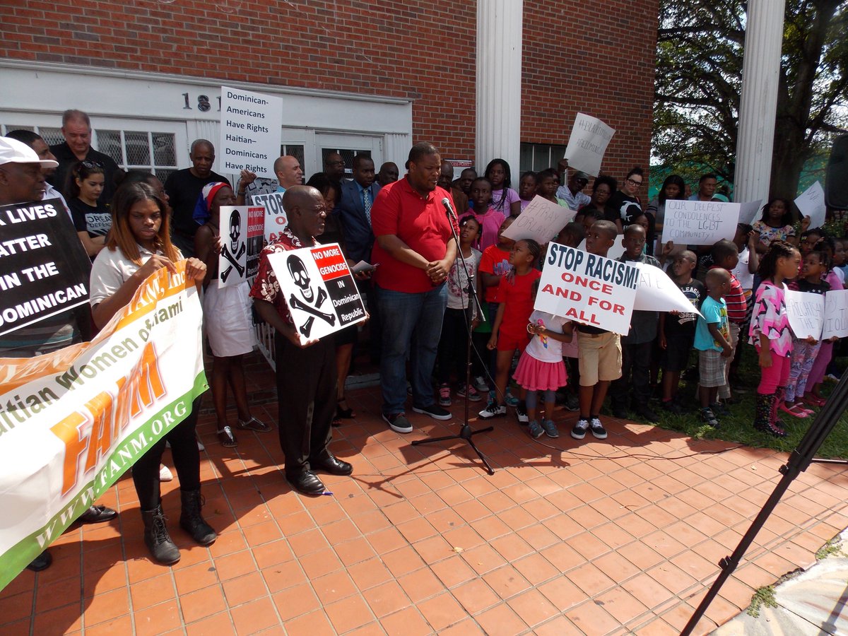 FANMOrg's tweet photo. #Miami community comes together 2 demand stop to continued expulsion of Black Dominicans in #DomRep. #Rights4AllinDR https://t.co/Ig943lsKHw