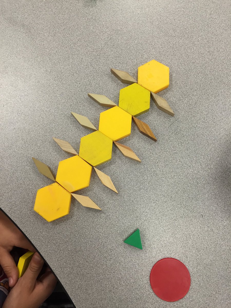 Curioustwos's tweet photo. "I made a caterpillar but need more body and legs to keep the pattern going" - TP https://t.co/LFaqCLiW9Y