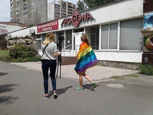 Вы не поверите, но это гей парад в Мариуполе.