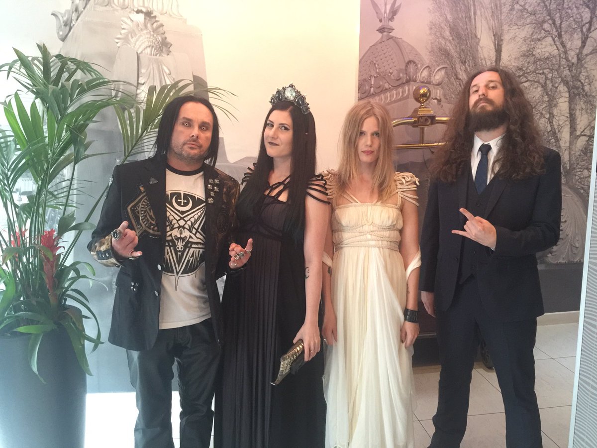 #GoldenGods