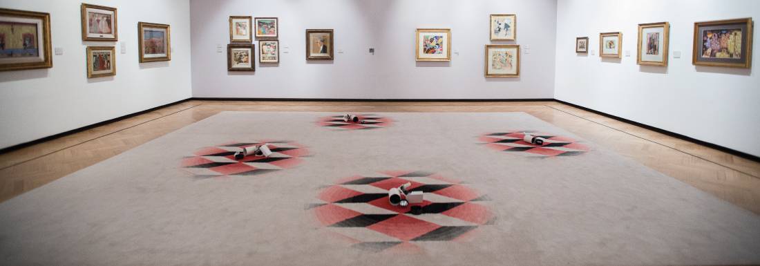 MercedesHausArg's tweet photo. Jorge Macchi presenta la noche de los museos en el @MNBAArgentina. Pasa a verla después de visitar #MercedesHaus https://t.co/Fa33oOL3II