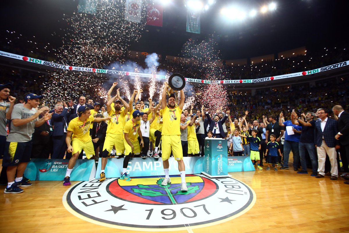 Fenerbahce_EN's tweet photo. CHAMPION! #FENERBAHÇE https://t.co/n4y8a4kHWw