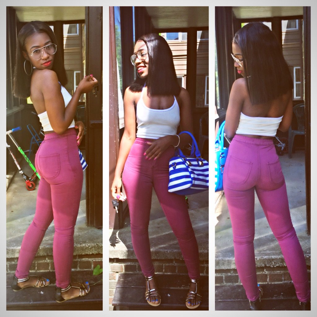 BabyFaceAsh_'s tweet photo. #SlimChicks https://t.co/FQhTOiPMfM