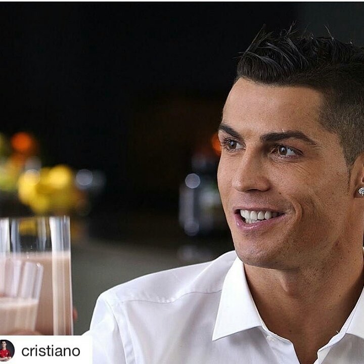 Dünyanın en iyi fiziğine sahip sporcusu <a href="/Cristiano/">Cristiano Ronaldo</a> da #Herbalife kullanıyor ve tavsiye ediyor.