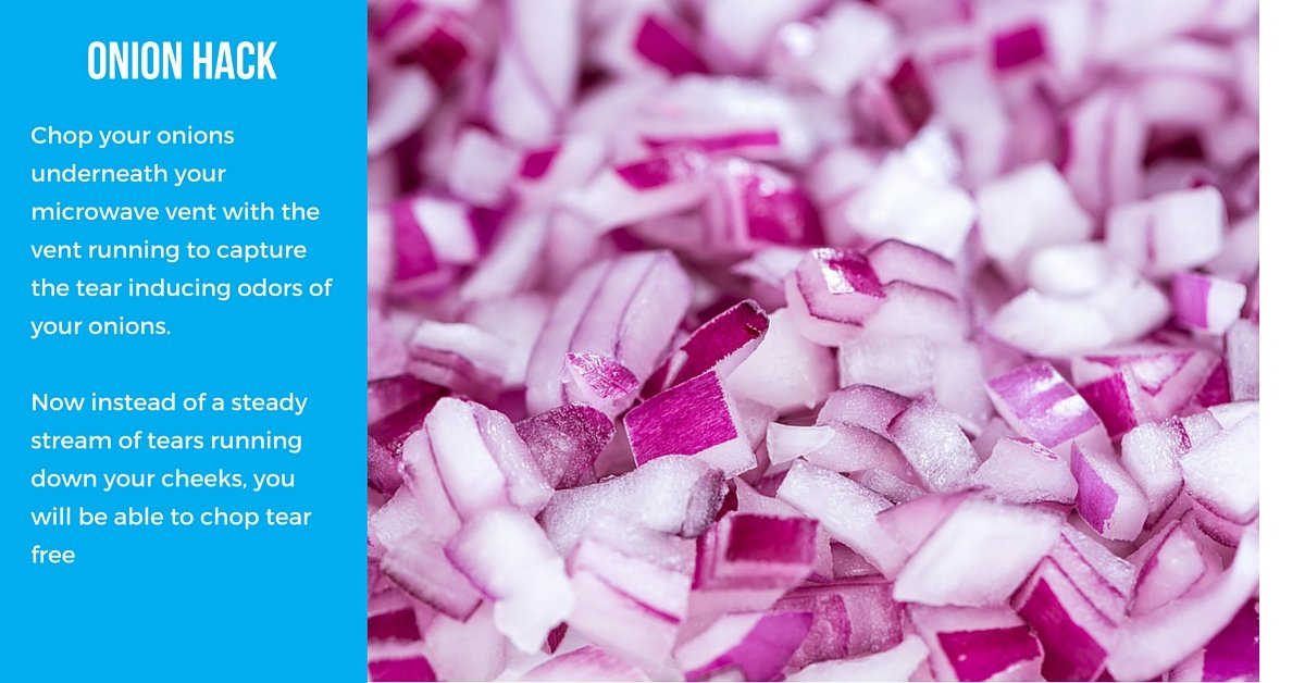 Check out our hack for tear-free onion chopping! buff.ly/1NNQNHu #cookinghack
