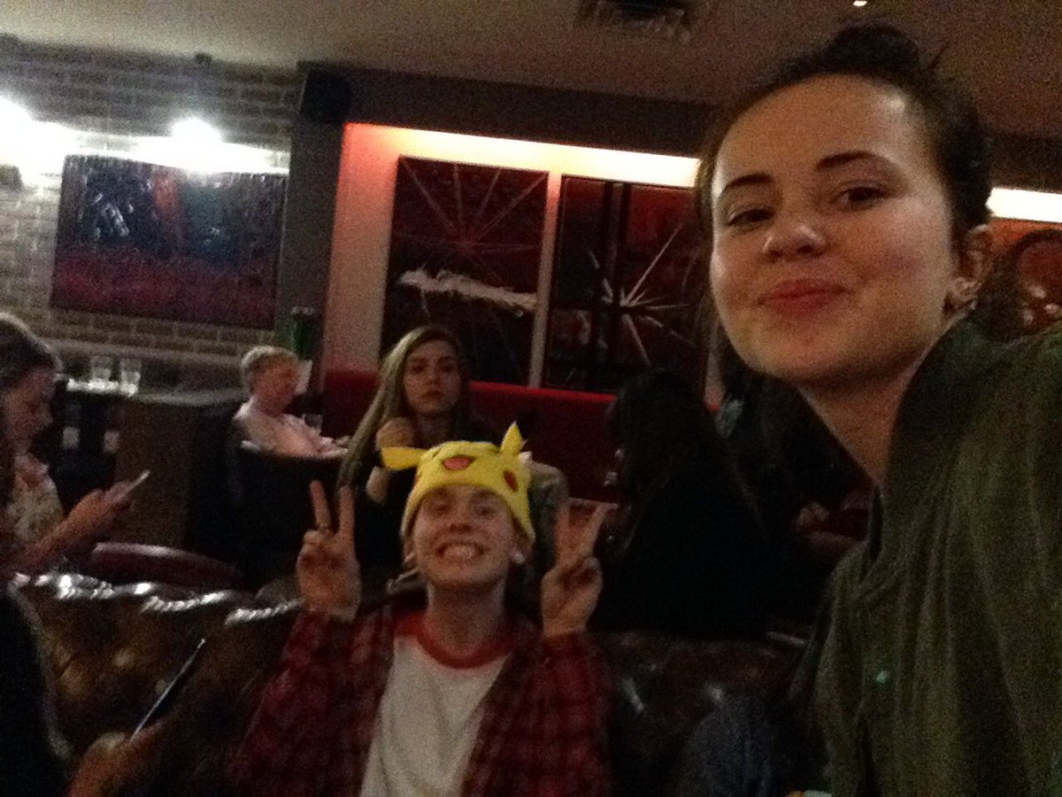 sunshinelevii's tweet photo. Tu me manque ma cacahuète 😭 @TheTideLevi #FranceWantsTideTourDate https://t.co/9pIInO7fys