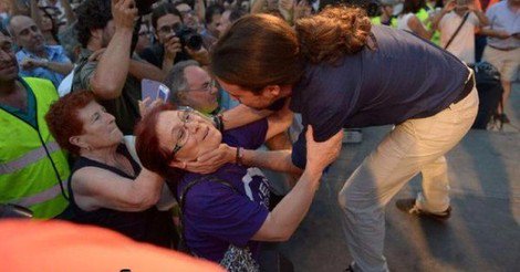 Candimero's tweet photo. "Te estás equivocando, el rival es Rajoy, es Rajoy, me cago en mi vida, Rajoy!!" https://t.co/9whjIocMJN