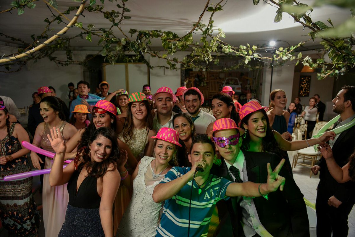xtrimesound's tweet photo. #animaciondelomejor #djthomax #djurbix https://t.co/CbfgXxg9gN