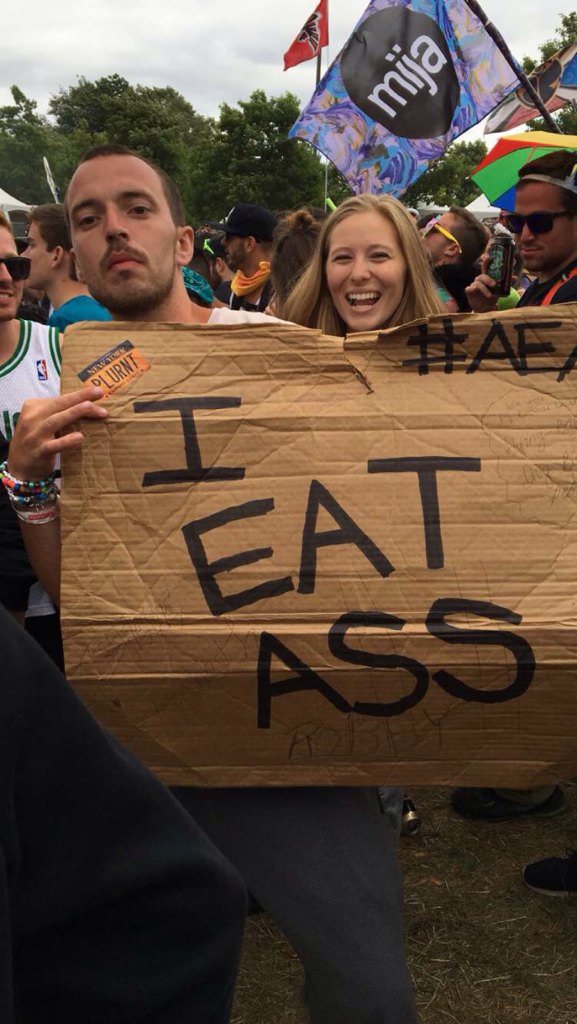 eRKtHeDoN617's tweet photo. S/O to this sicko @mysteryland just frolicking around and doing him #BootyMilk https://t.co/KMlqpC5zmV