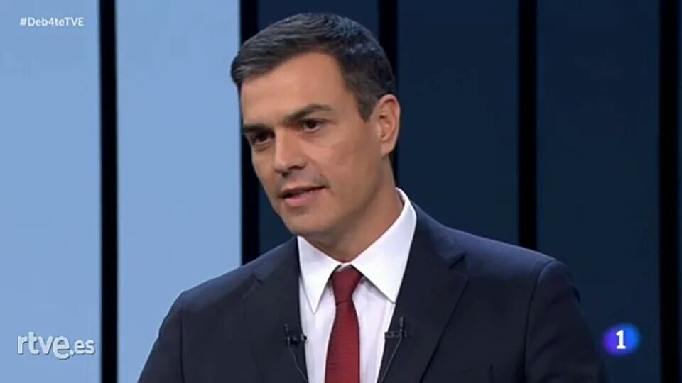CristinaCabezon's tweet photo. .@sanchezcastejon: Rajoy usted es un Presidente en "B" y los españoles no se merecen éso #debate13J #VotaPSOE https://t.co/lbPNCpEPFO