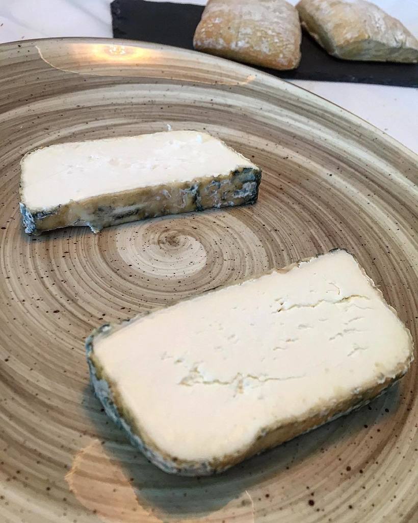 EstrellaSinMich's tweet photo. Cerrar las comidas con un poco de queso siempre es bien
#nopostrenoparty
#ElEstoque #Res… https://t.co/rj9lzijLu7 https://t.co/St6mQVsHW0