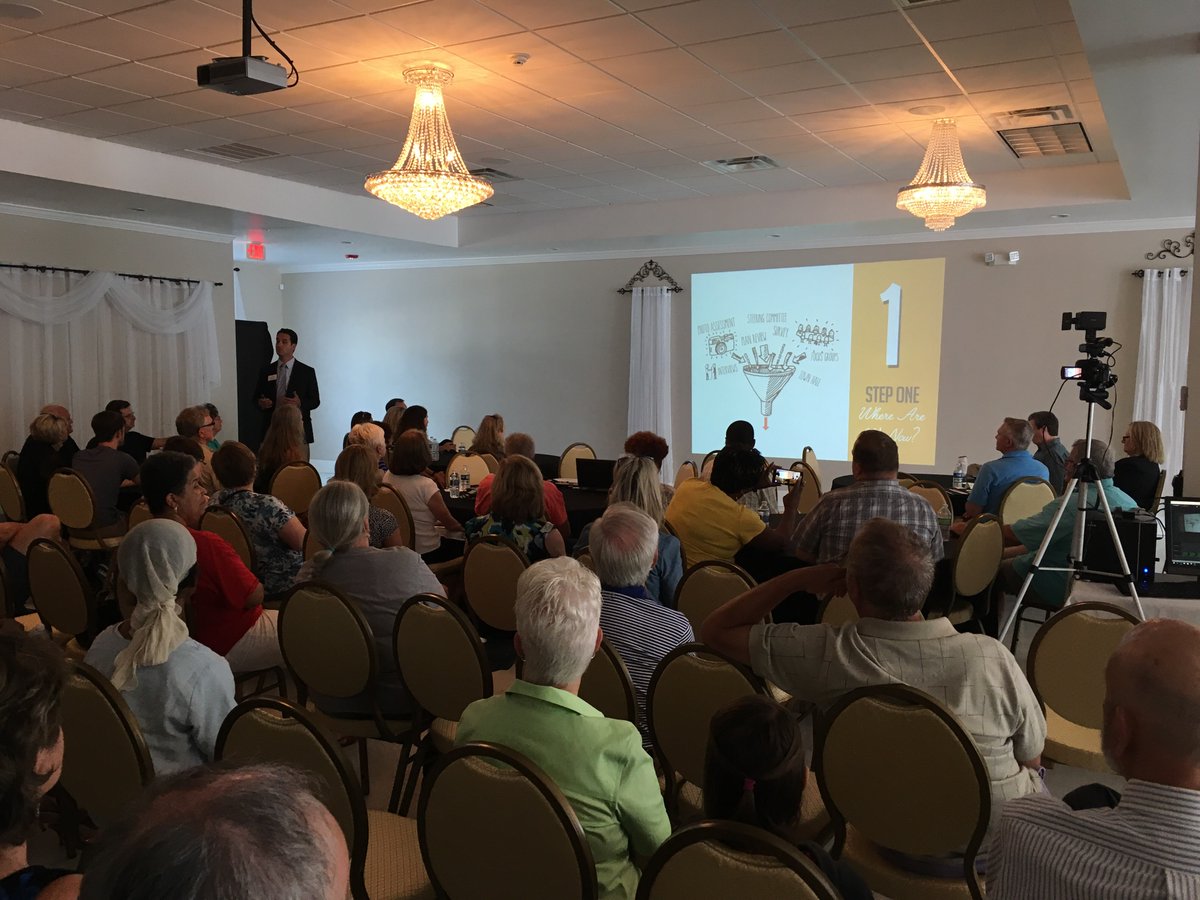 carroll_edo's tweet photo. Great group at the unveiling of Villa Rica RSVP.  This strategic plan will guide future development in Villa Rica. https://t.co/kPfw8DUDFJ