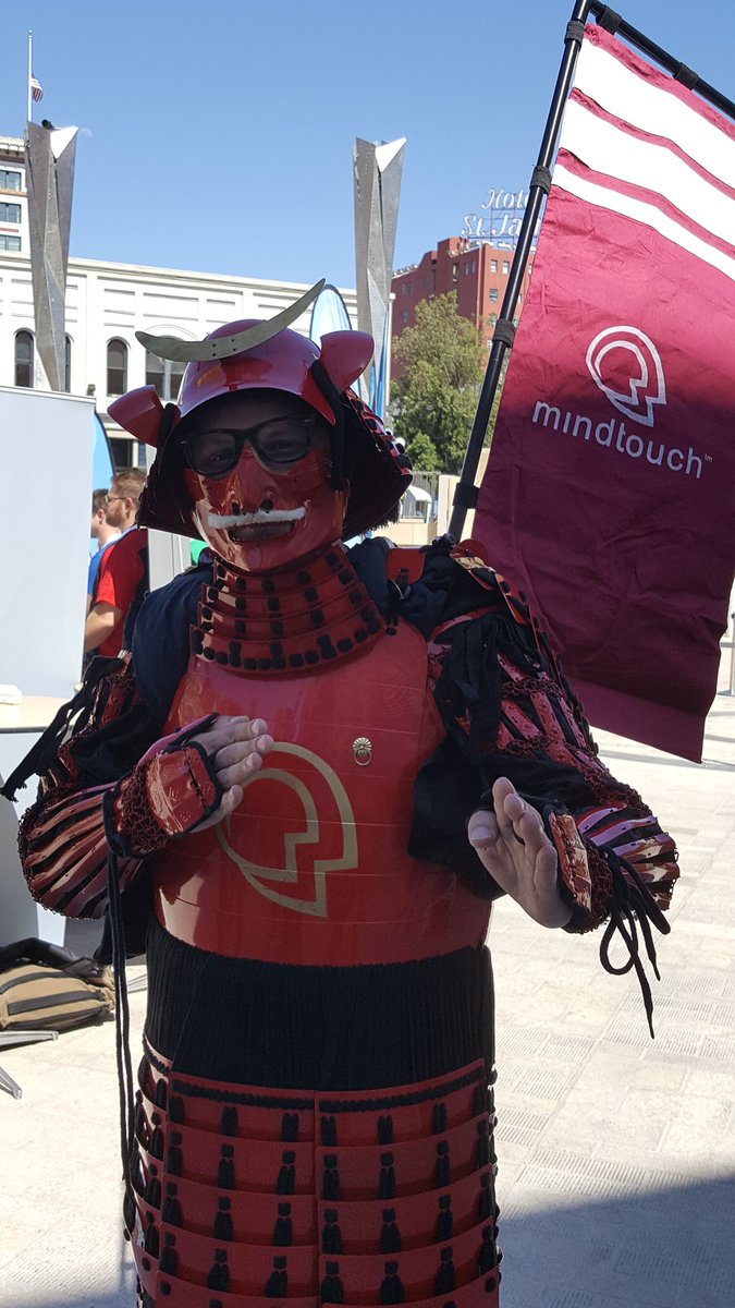 VRiveraSD's tweet photo. #startupweekSD
@mindtouch and @scalematrix https://t.co/jShkecH7p5