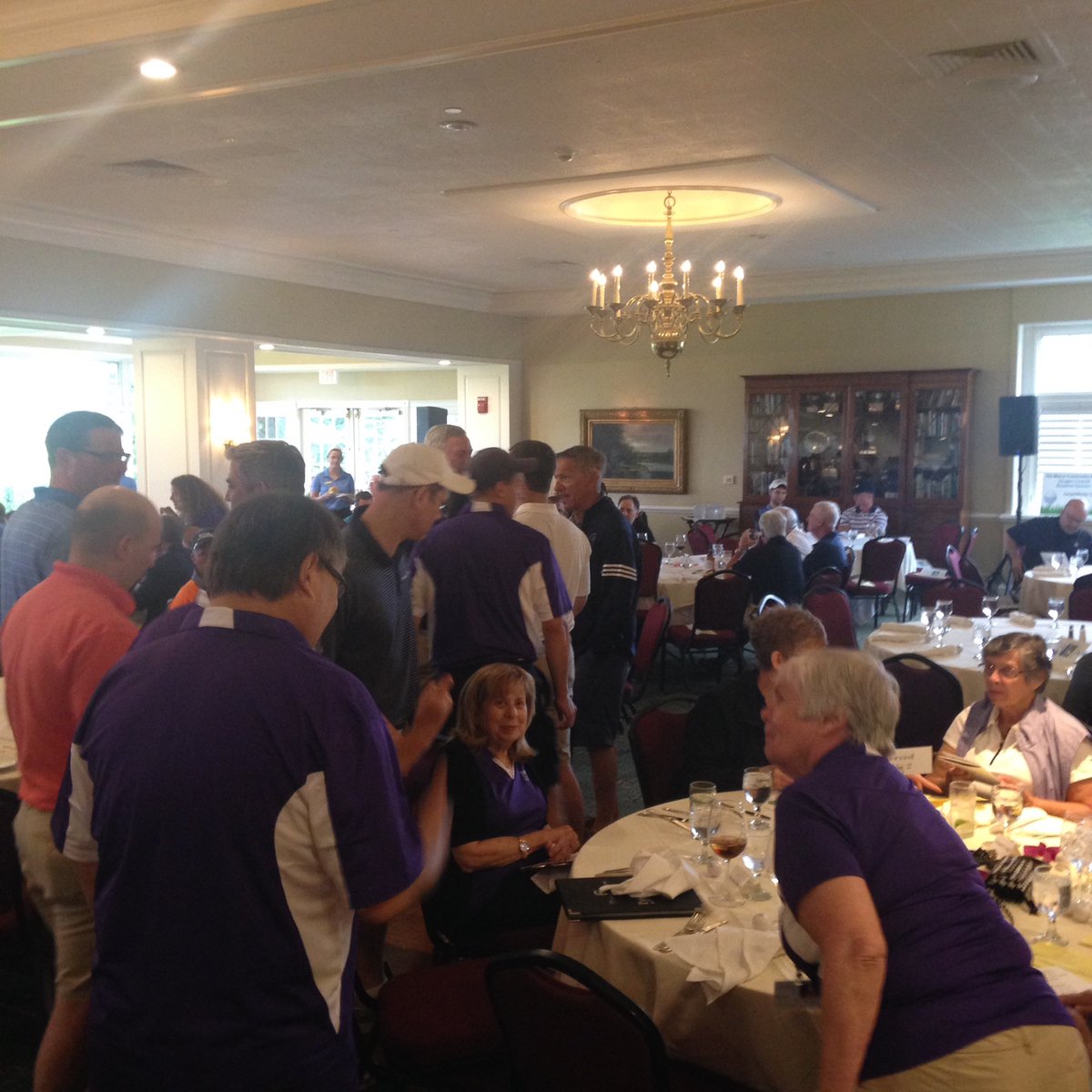 WestHartfordMag's tweet photo. Hungry golfers at Mercy Community Golf Outing. #PrayForTheWorld #mercycommunity #wehartford #hartfordgolfclub https://t.co/rSnRR4iC8A