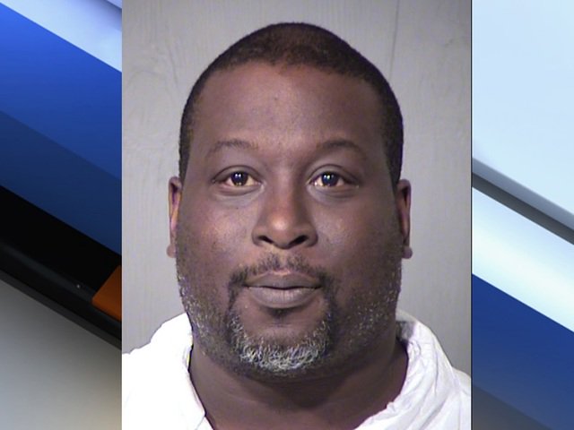 abc15's tweet photo. .@MesaPD: Man arrested for shooting &amp; killing grandson's father after argument
https://t.co/QafEOaLqWr #abc15 https://t.co/cPputXwEoK