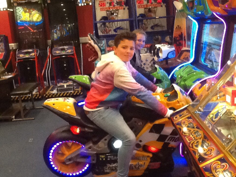 HCPSHawks's tweet photo. Arcades this eve! ⭐️ https://t.co/rXkTgeypAK