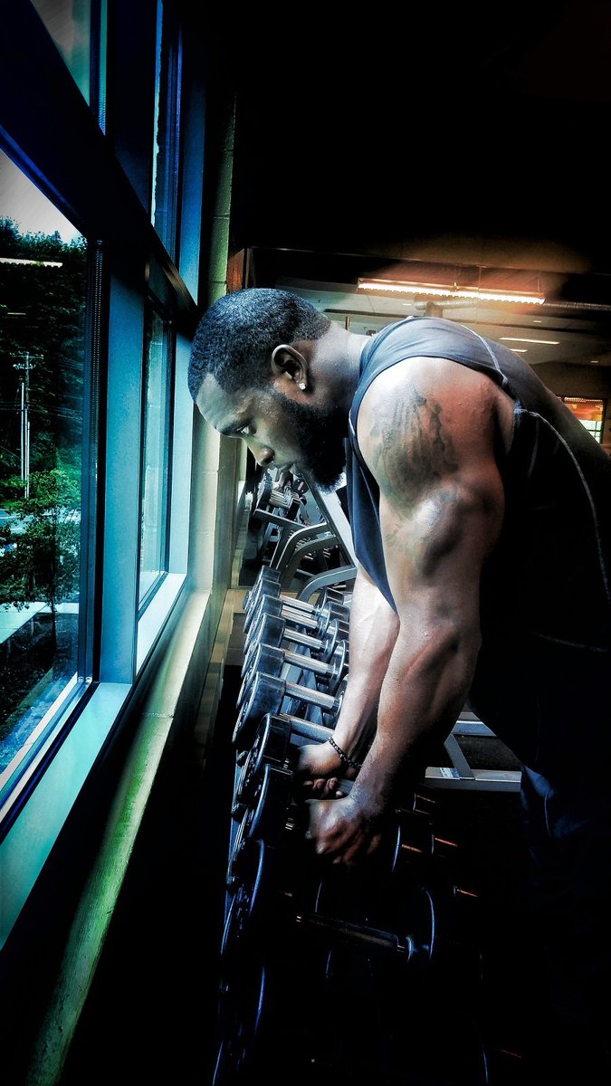 coordnate's tweet photo. #focus #determination #makeitreign #formbyforce #fitnessgoals #motivation @ElCheikhDavis @BamBamKam @ATUANYA https://t.co/yo4VjkO79T