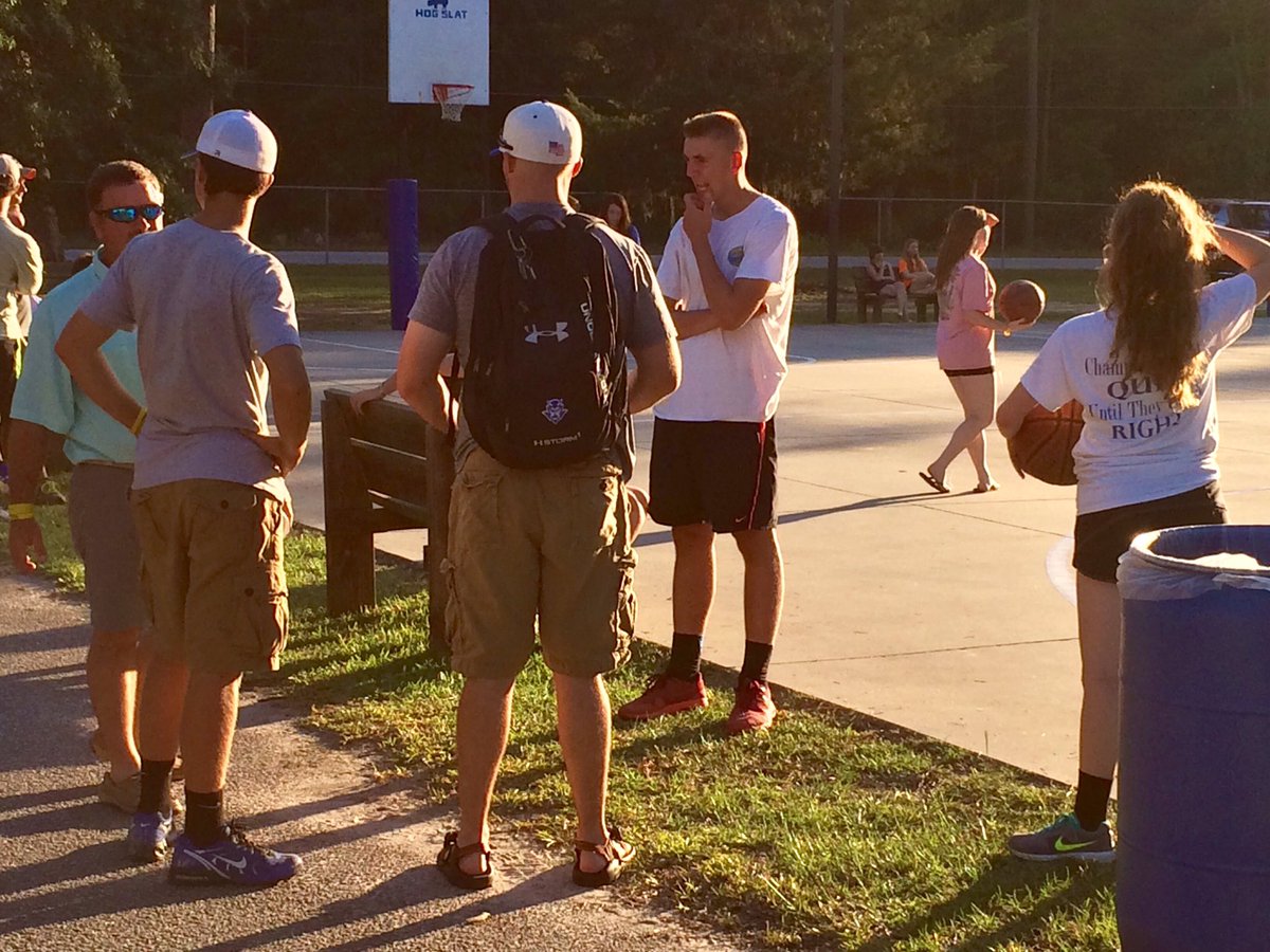 SarahRRhymer's tweet photo. Day 1 of FFA camp. Let's go Brevard Blue &amp; White! #amplify #coachharris #teamwork @ffa_brevard https://t.co/MhM9VYUd6K