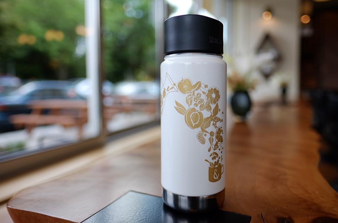 kleankanteen's tweet image. We are loving the Tasting Notes Klean Kanteen co-brand @dapperandwise created in collaboration with @WhimsyJane.
