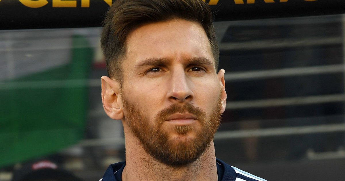 Messi beard