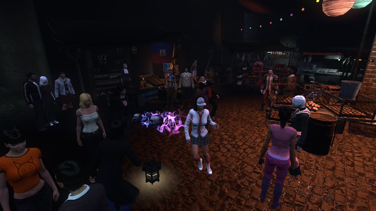 DaniC_Shimmer's tweet image. Having a good time #NonsenseWithNotes