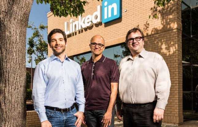 PatrikaNews's tweet photo. #Microsoft की सबसे बड़ी डील, 1760 अरब में खरीदी #LinkedIn - https://t.co/Wn9heI13m1 #MicrosoftLinkedIn #LinkedInCorp https://t.co/uxWlABhFdv