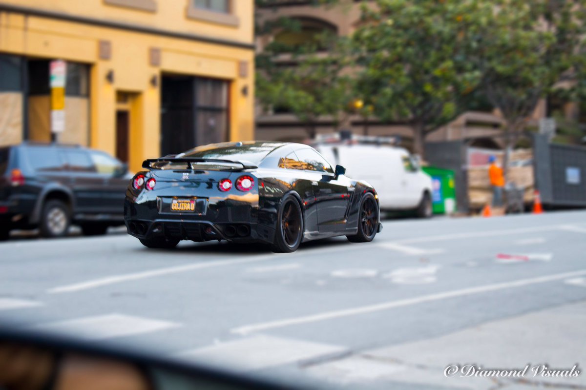 therealestt1's tweet photo. A beast in the streets ๐๐๐ #DiamondVisuals ๐๐๐ https://t.co/Ea25H0Ir0d