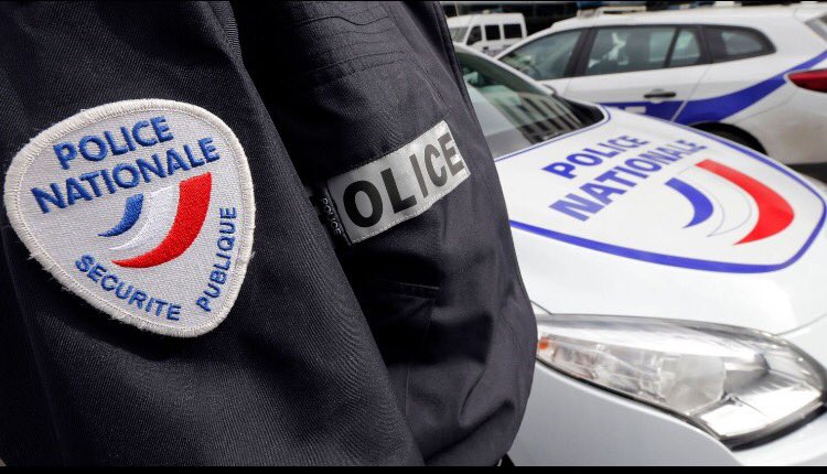 xavieralbertini's tweet image. #Profonde tristesse après l'assassinat de deux de nos policiers. #Respect. Ne lâchons rien face à #l'obscurantisme.