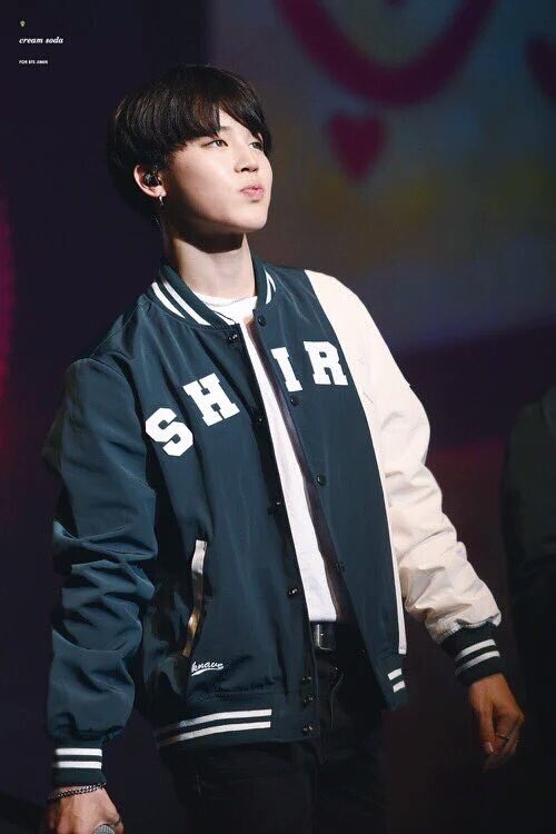 btspic's tweet photo. https://t.co/TQUOYMZO8K
