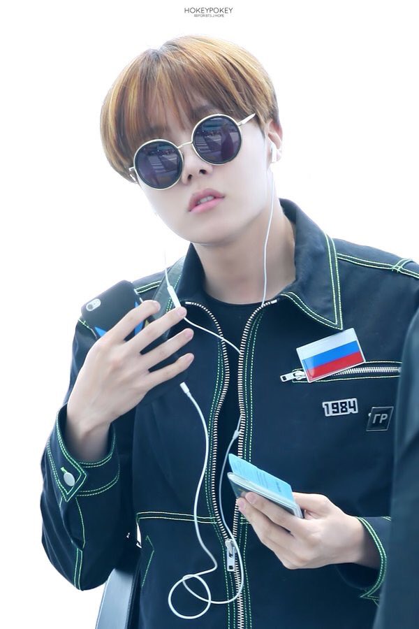 btspic's tweet photo. https://t.co/qLyglcvGL1