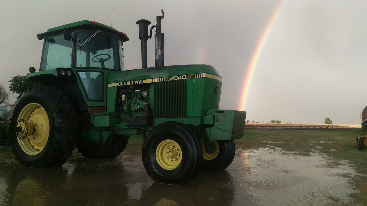 <a href="/TractorPictures/">TractorPicsDaily</a>
