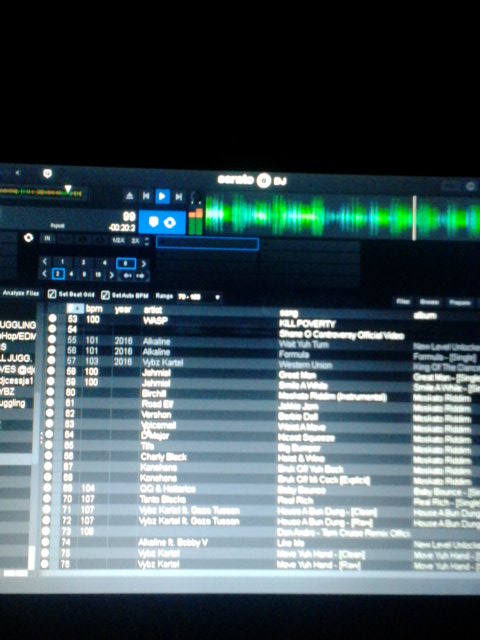 Extrabet_Bahis's tweet photo. #musiconmymind #cratebuilding #seratodj #iTunes https://t.co/DkLf9oG3xT