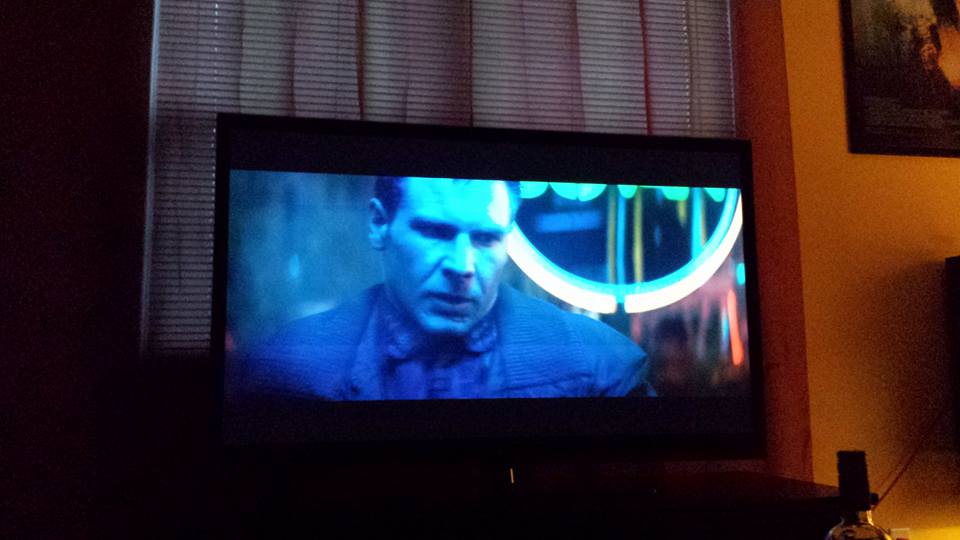 VioletFlash1999's tweet photo. Watching the film @ our B.R. party #Zhora #inceptiondate #bladerunner #screening #party #inceptdate #joannacassidy https://t.co/ch1xCLHdPU