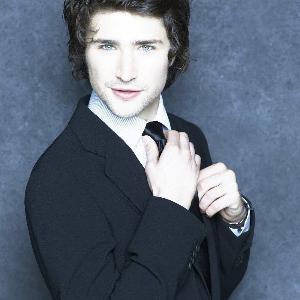 SheenaPapelota's tweet photo. soooo beautiful blue eyes..❤❤👨👨 https://t.co/iI5aNQb2FP