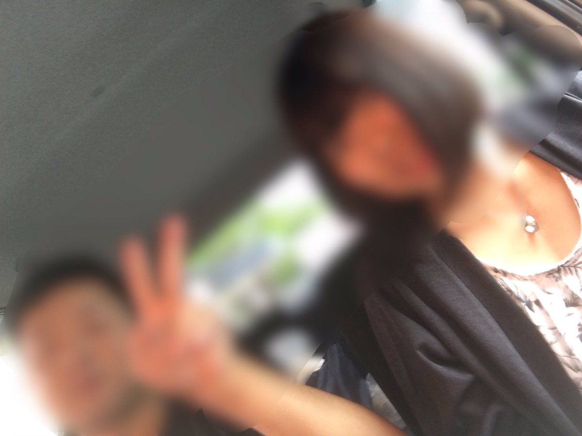 tomocp1118's tweet photo. 一昨日の夜から昨日までずっと一緒におった(∩´∀`∩)
久しぶりに会えてほんと嬉しかったぁ(@♡▽♡@)
ゲーセンで200円で自撮り棒？とれて自撮りしてみたʬʬʬ
これからも彼女を大事にする(´｡✪ω✪｡｀)✧*。 https://t.co/WydVBzNfZh