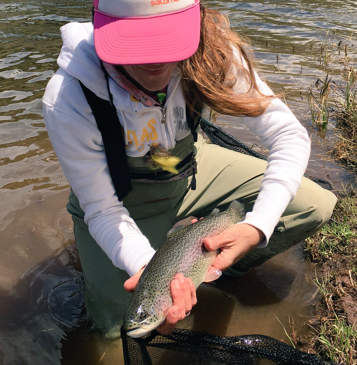 vailrd's tweet image. #Flyfishing with my kids hand tied #streamers☀️🎣! @VVAnglers #catchandrelease #trout #vail