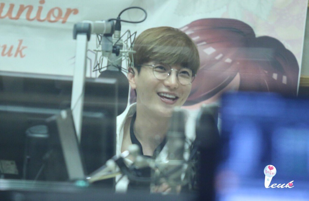 13elieveSG's tweet photo. [HD PIC] 160613 Sukira - The many expressions of DJ Teuk! Kkk so cute~ [4P] (Cr:@alicehaiyan) https://t.co/heukiXImEA