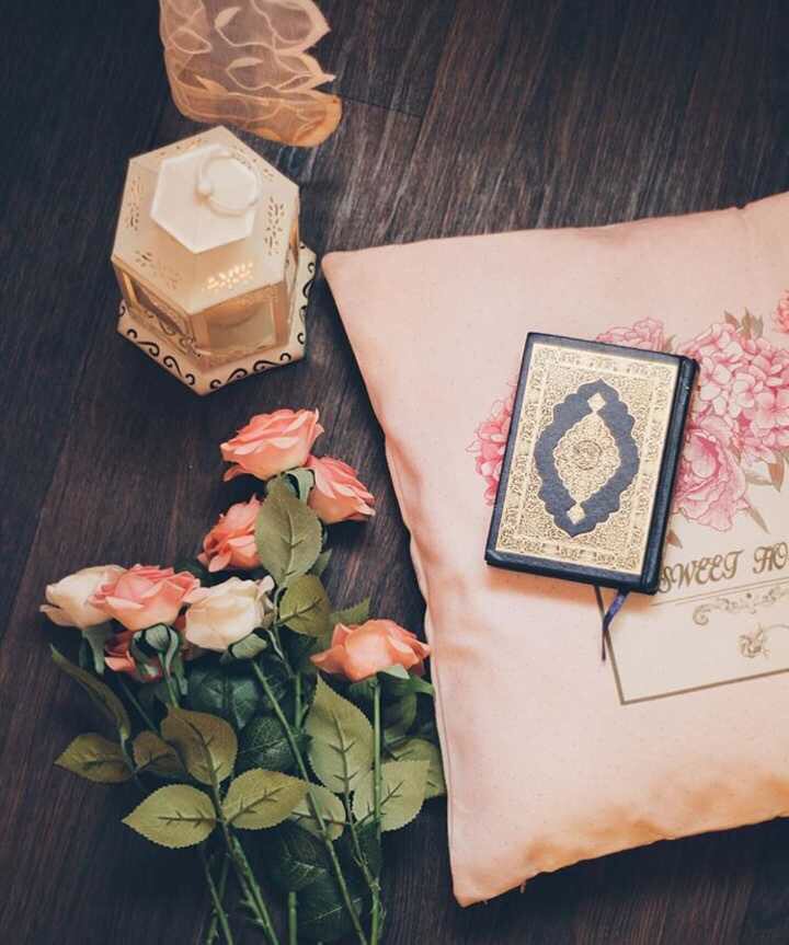 ﴿ إِنَّ قُرْآنَ الْفَجْرِ كَانَ مَشْهُودًا ﴾