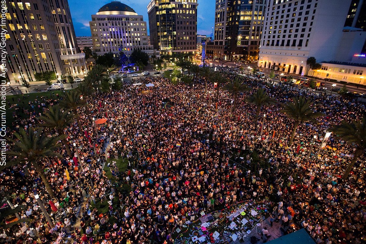 AdamParkhomenko's tweet photo. Orlando stands STRONG #LoveWins https://t.co/KgwbIFXwG9