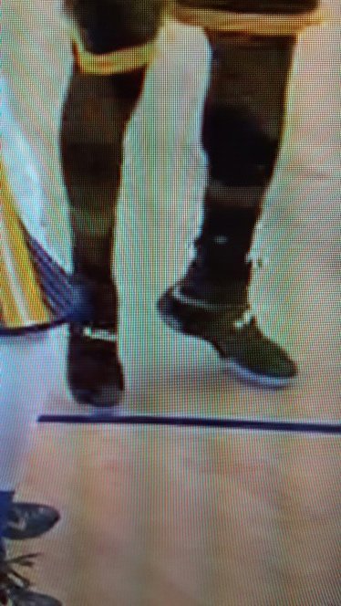 F171615's tweet photo. @OfficialNBARefs why was 3pa w/3:04 in 3rd never reviewed when ref signaled to review it? https://t.co/KsKp780wV2
