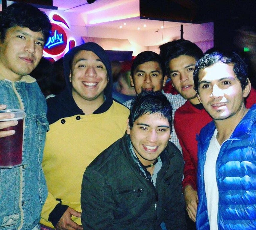 franvuistaz's tweet photo. Lindaa noche de #Salon
Salta la #Linda ..... una noche mas que paso sin tu #Besos !!! https://t.co/nOmW0BlMhN