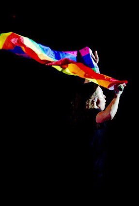 hey I'm adam, new but not new. I am super lame and here to make friends and shit like that, rt?