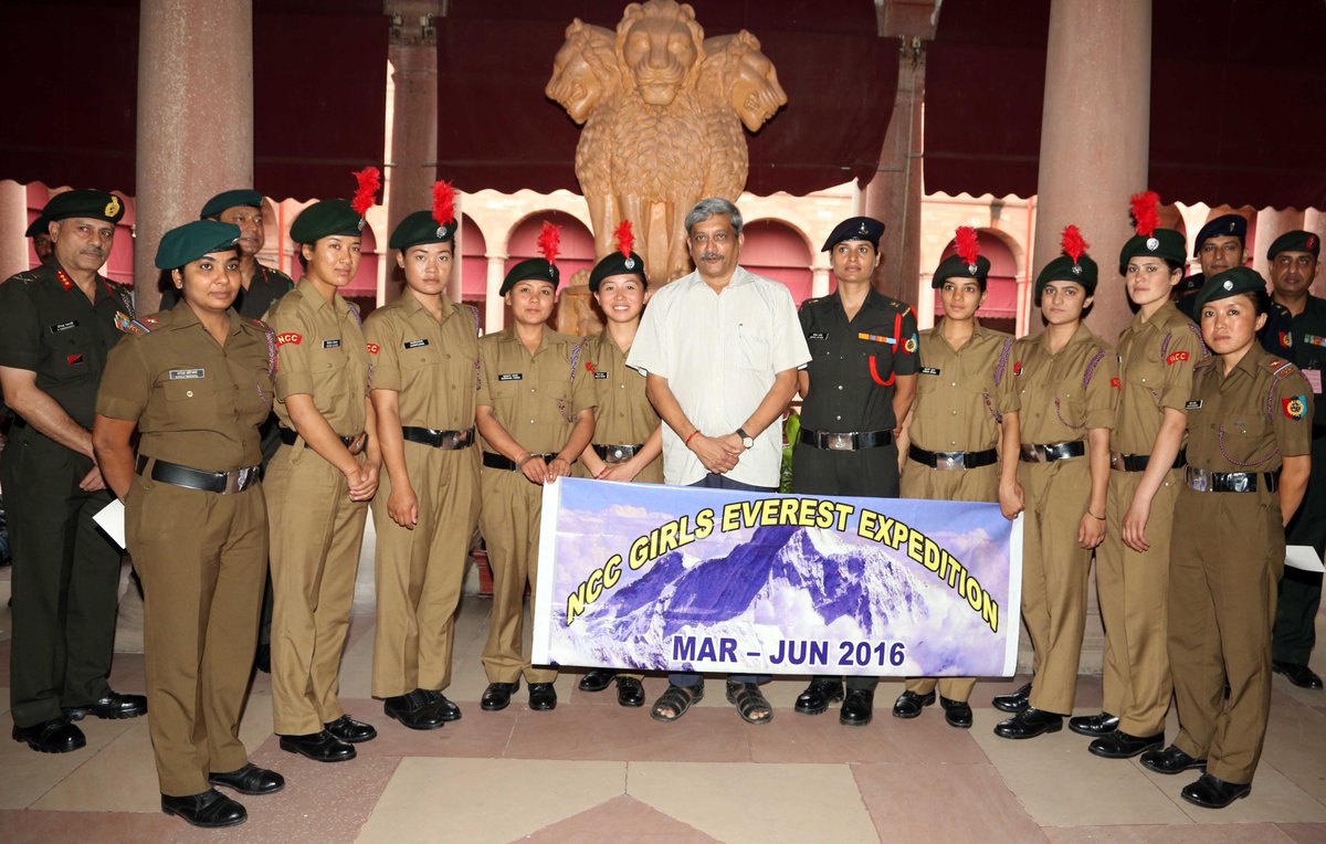 manoharparrikar tweet picture