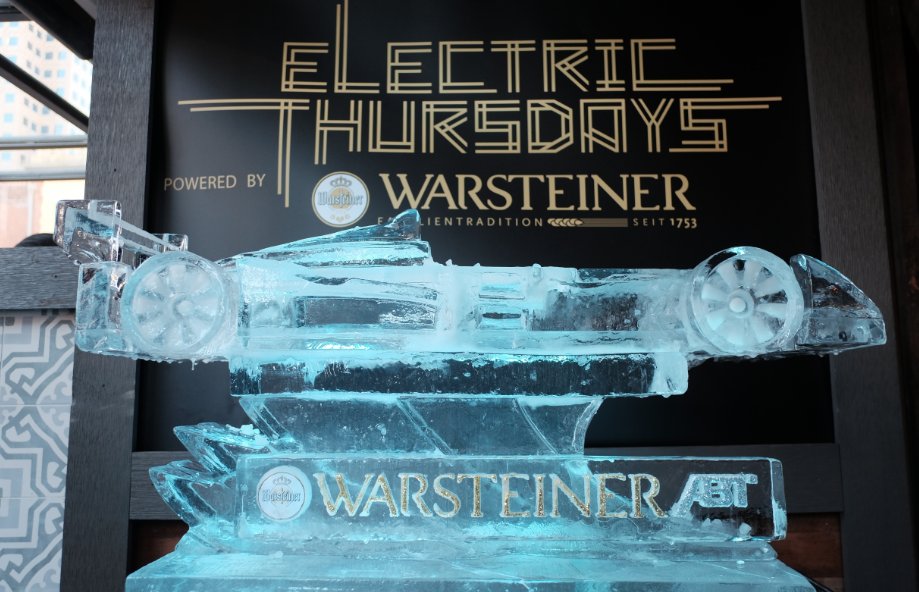 WARSTEINER_UK's tweet photo. #Throwback to this epic ice sculpture at #LBePrix #ElectricThursday! #CantWait for what’s instore for #LondonePrix! https://t.co/lvvdQf0ILC