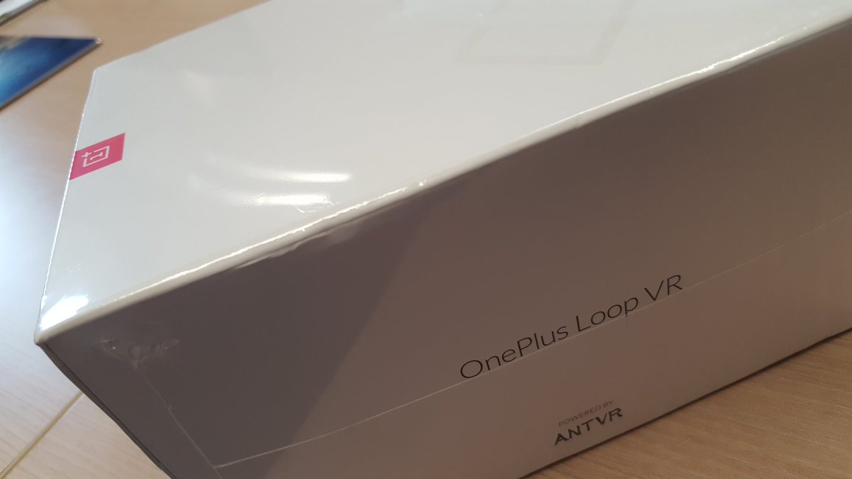 ChrisVwp's tweet image. Mooi op tijd! #OnePlus3 #OnePlusLoopVR #loopvr