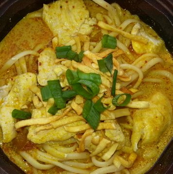 This week we've "Kao Soi" its northern Thai style curry w egg noodles.Reg.$11 w 1roll,small $5.