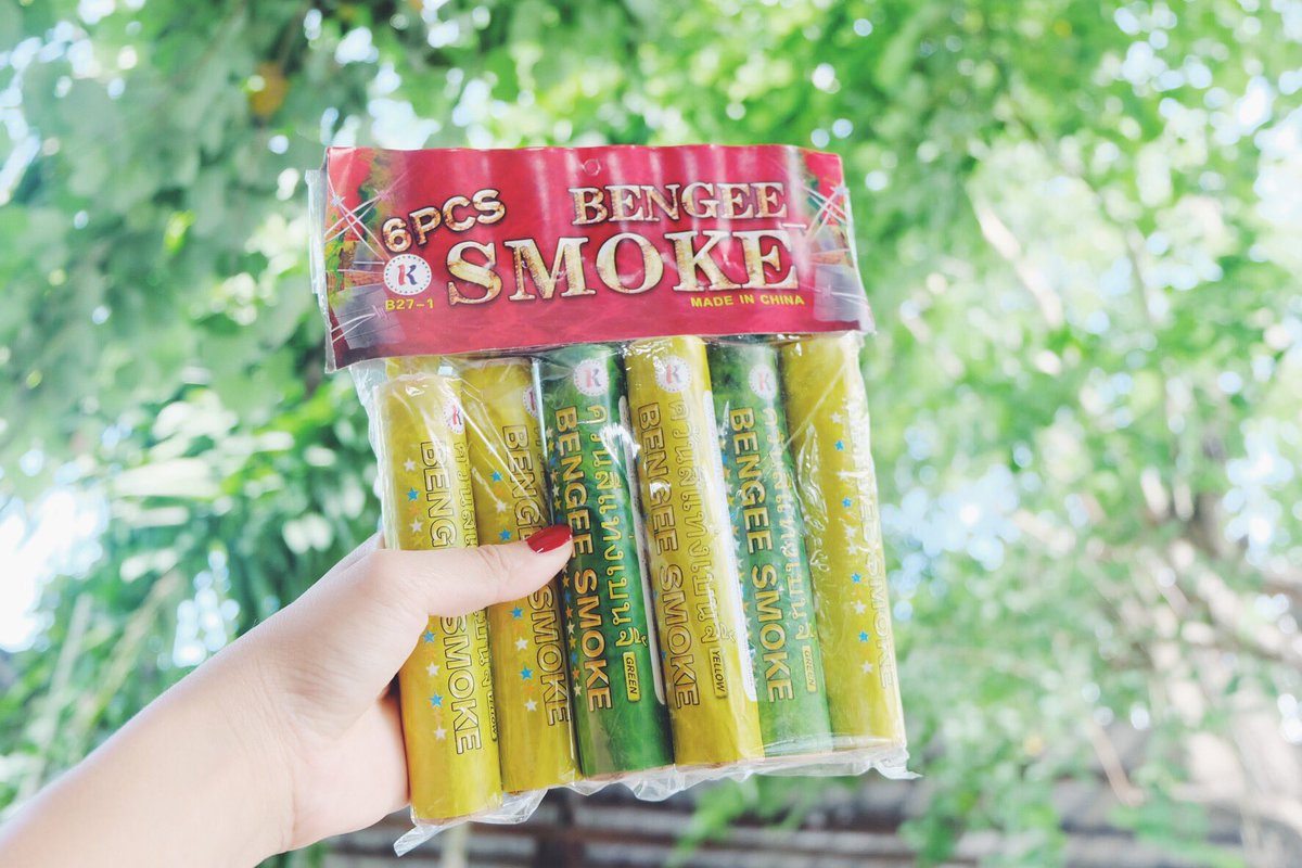 eeastergift's tweet image. ● ควันสี แพคละ 160.- (6 แท่ง) 2 แพค 300.-
● ปล่อยควัน 30วิ
● ส่งทุกวัน
● line : @kke0486z (มี@)
#ควันสี #ripไอดอ