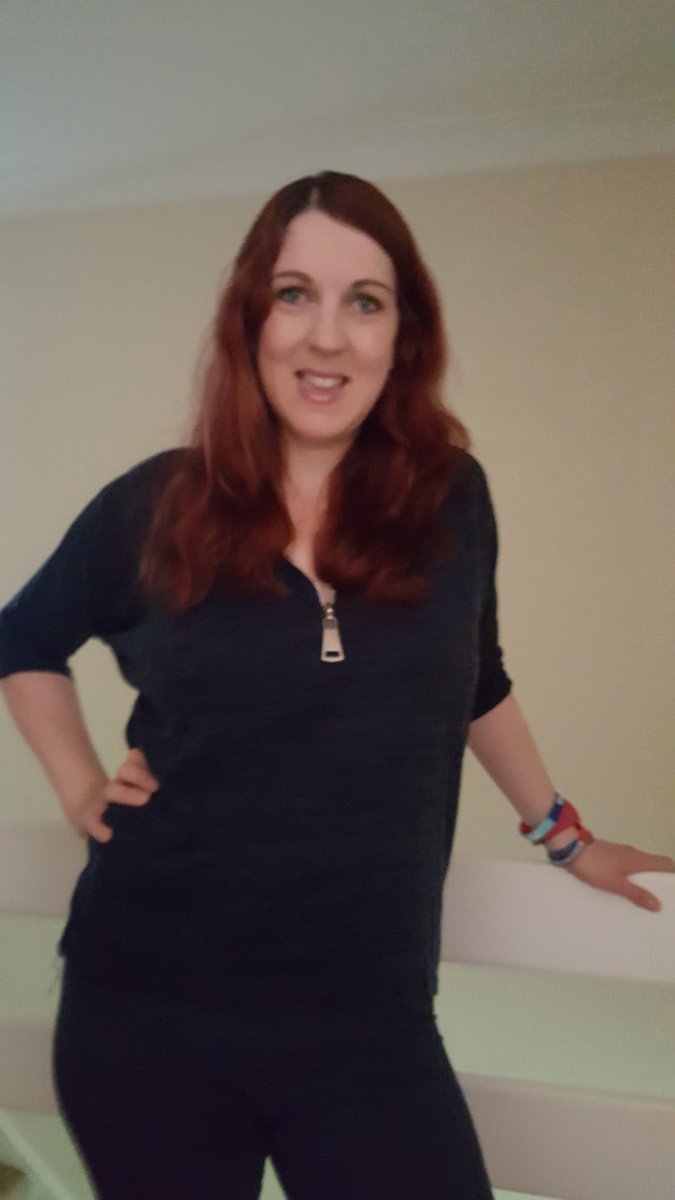 simone1032's tweet photo. Baby is nearly 2 weeks old. I think us as women put alot of pressure on ourselves to lose weight. #dontpushyourself https://t.co/563ujCzAa2